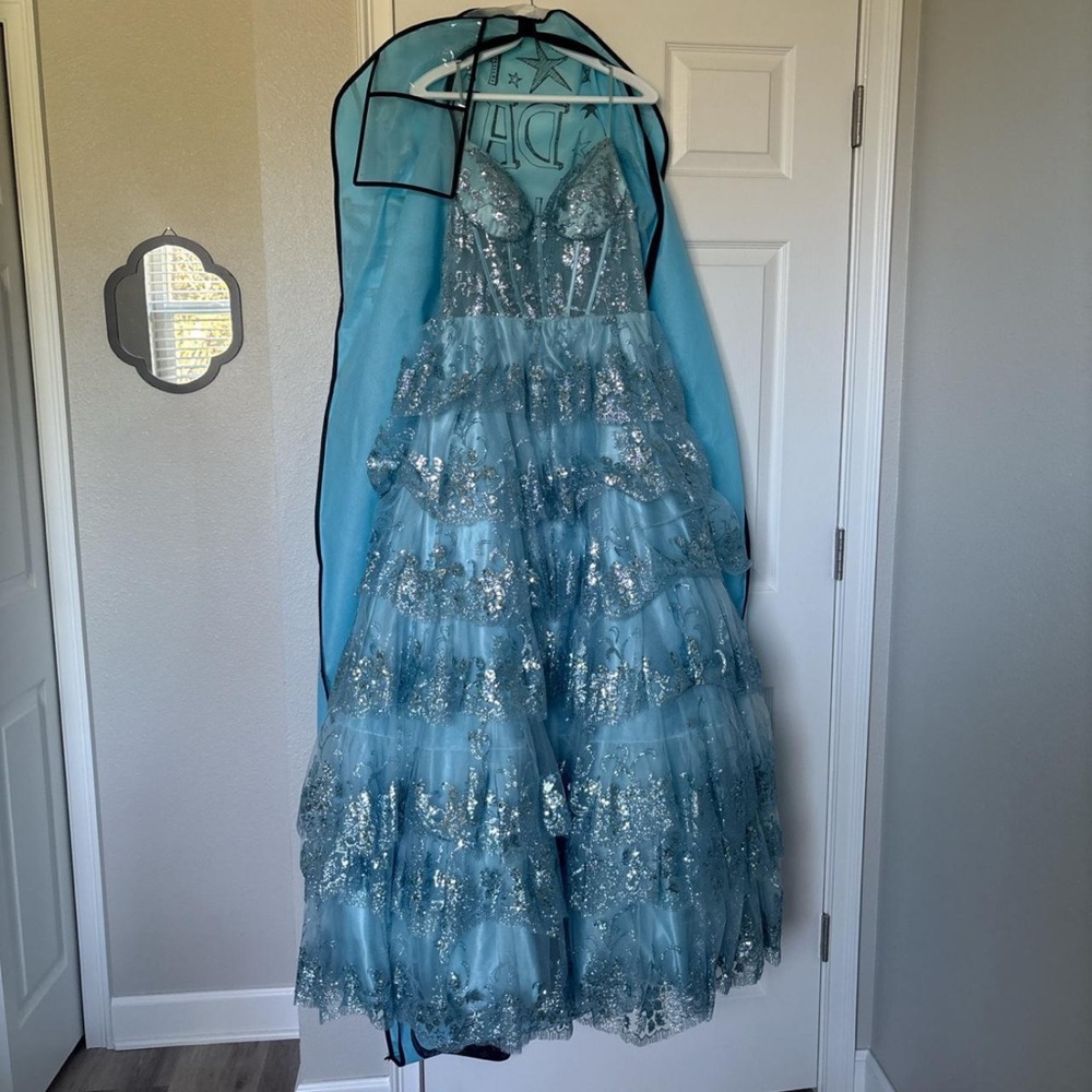 Blue prom dress